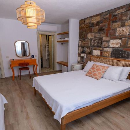 בוזקאדה Posthane Hotel מראה חיצוני תמונה