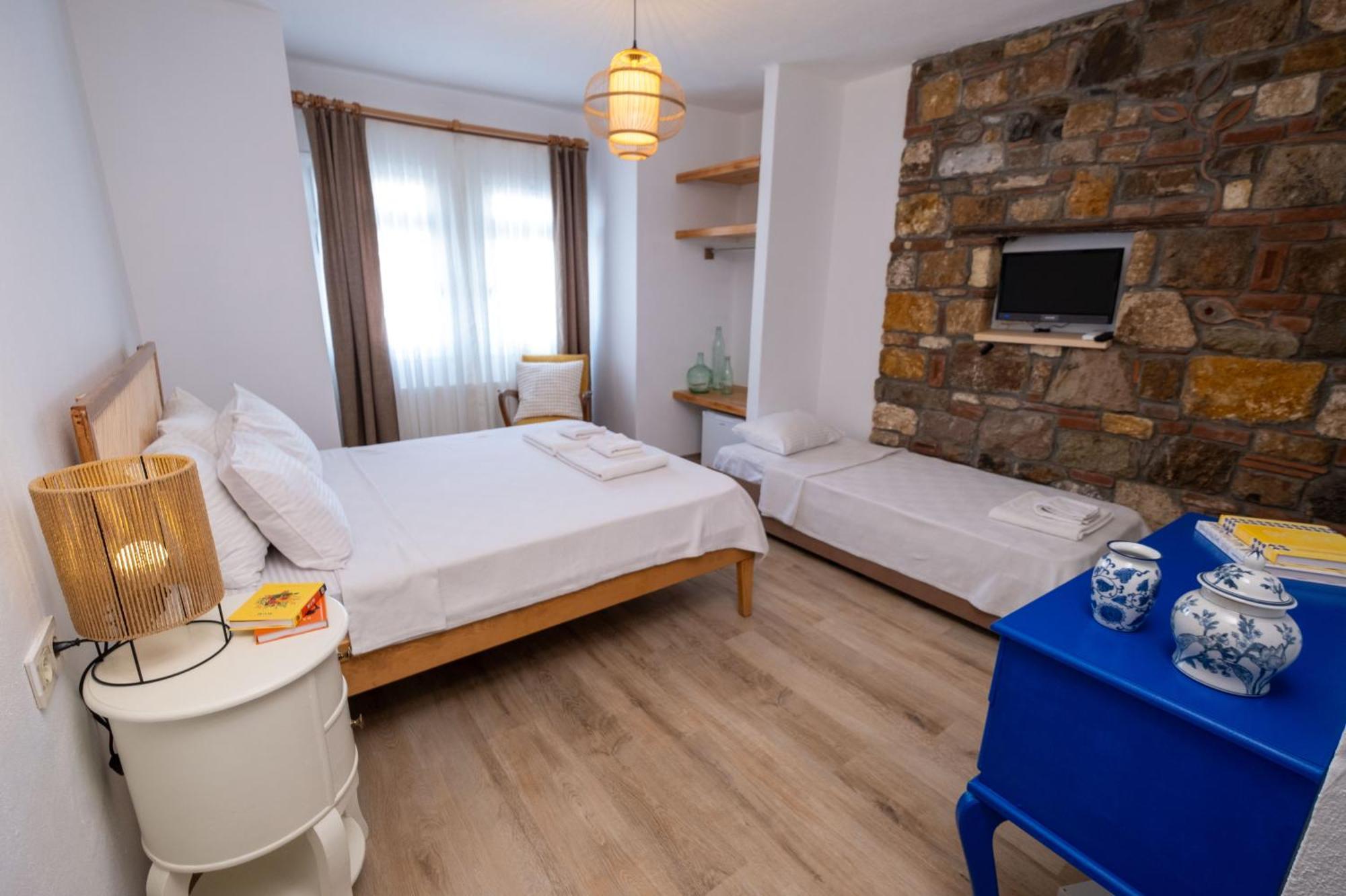 בוזקאדה Posthane Hotel מראה חיצוני תמונה