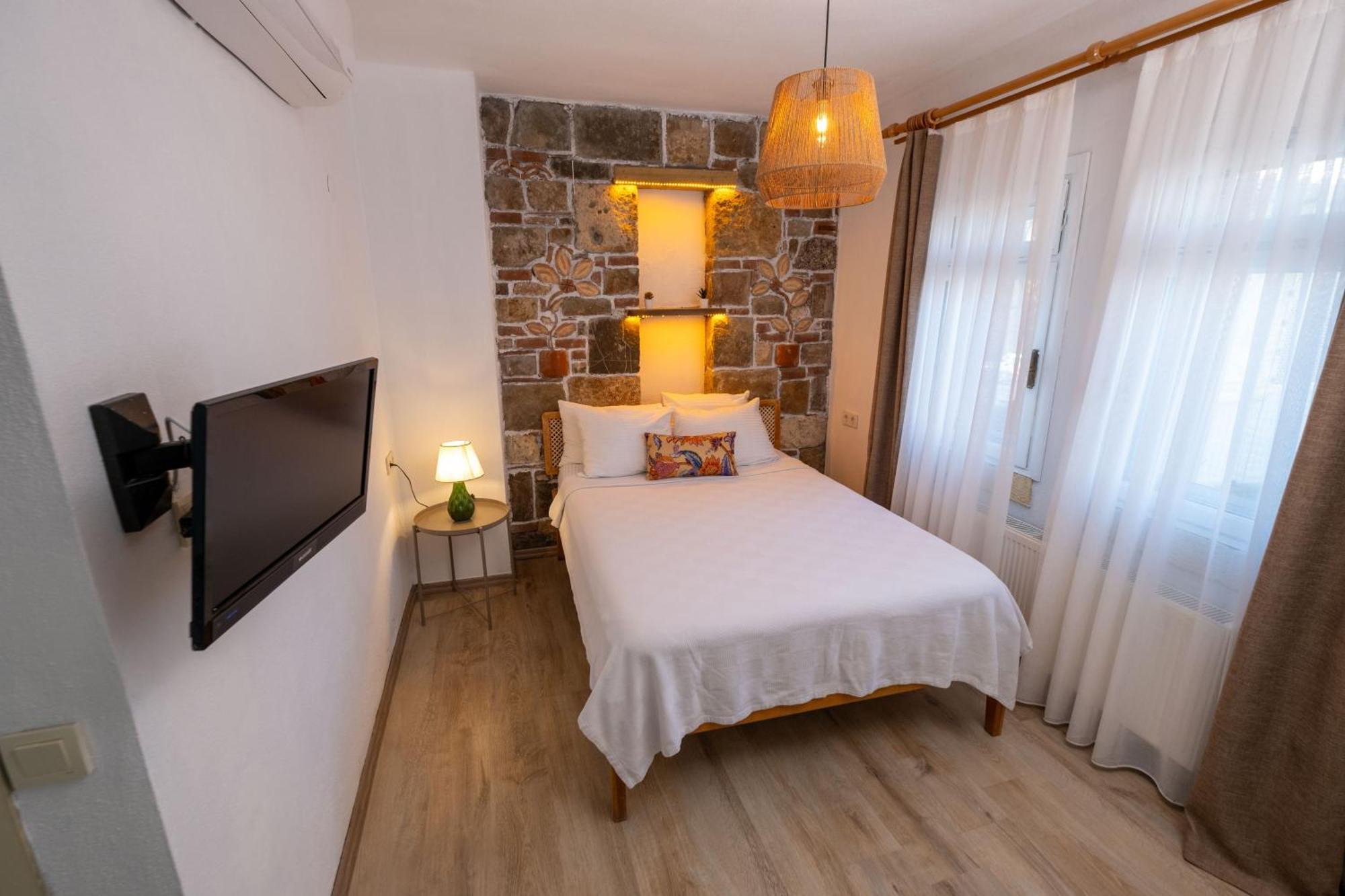 בוזקאדה Posthane Hotel מראה חיצוני תמונה