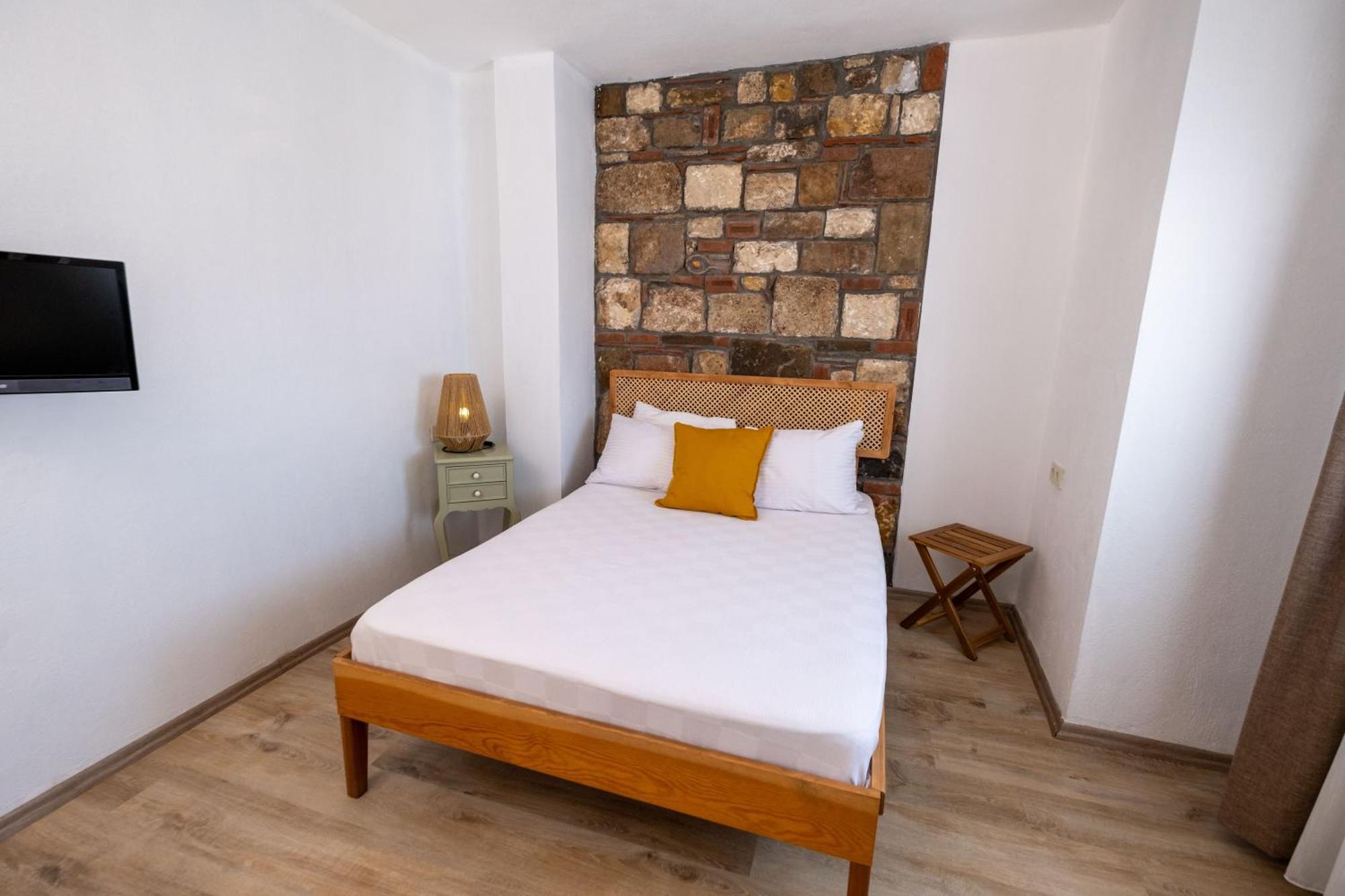 בוזקאדה Posthane Hotel מראה חיצוני תמונה