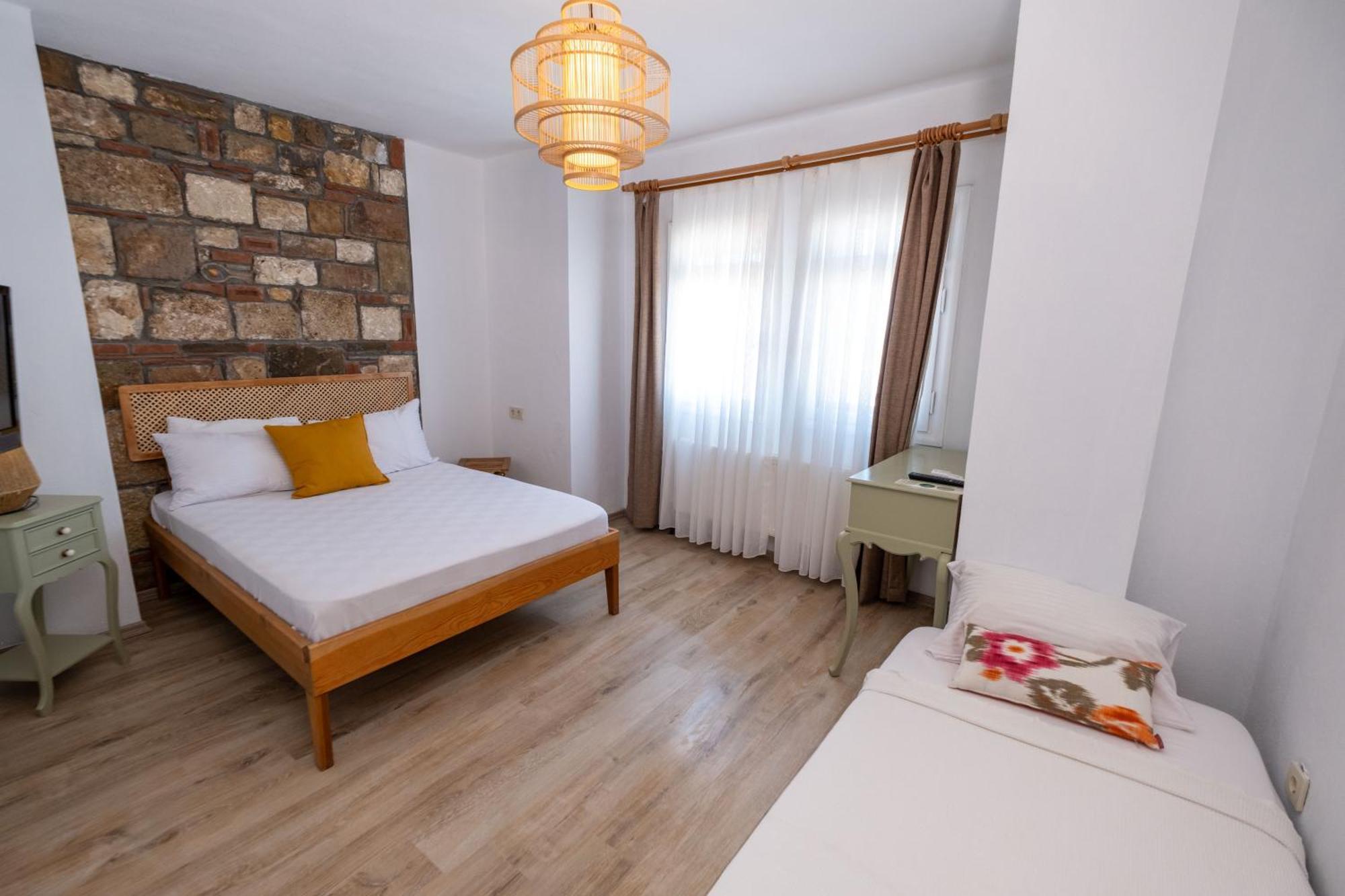 בוזקאדה Posthane Hotel מראה חיצוני תמונה