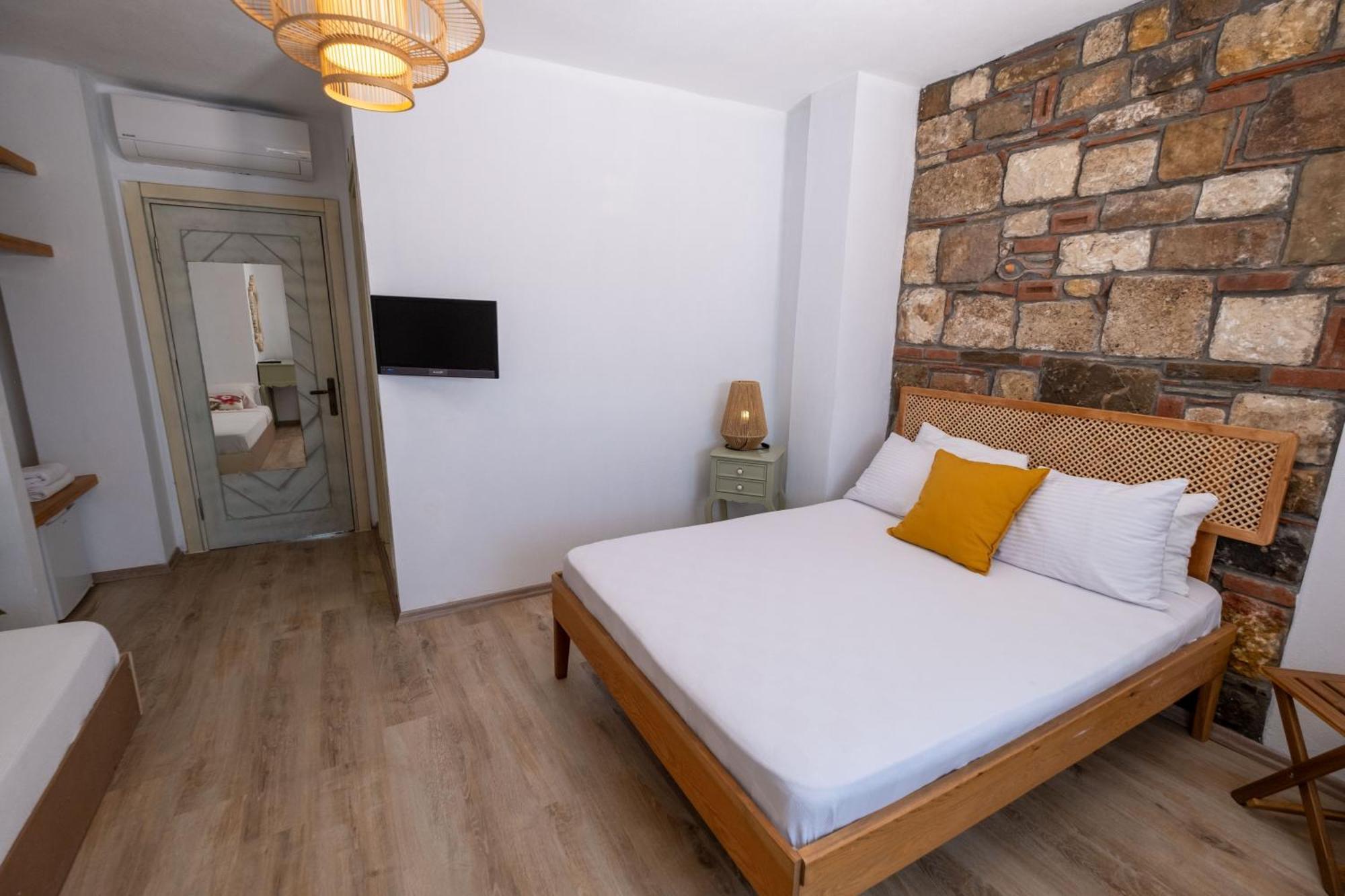 בוזקאדה Posthane Hotel מראה חיצוני תמונה