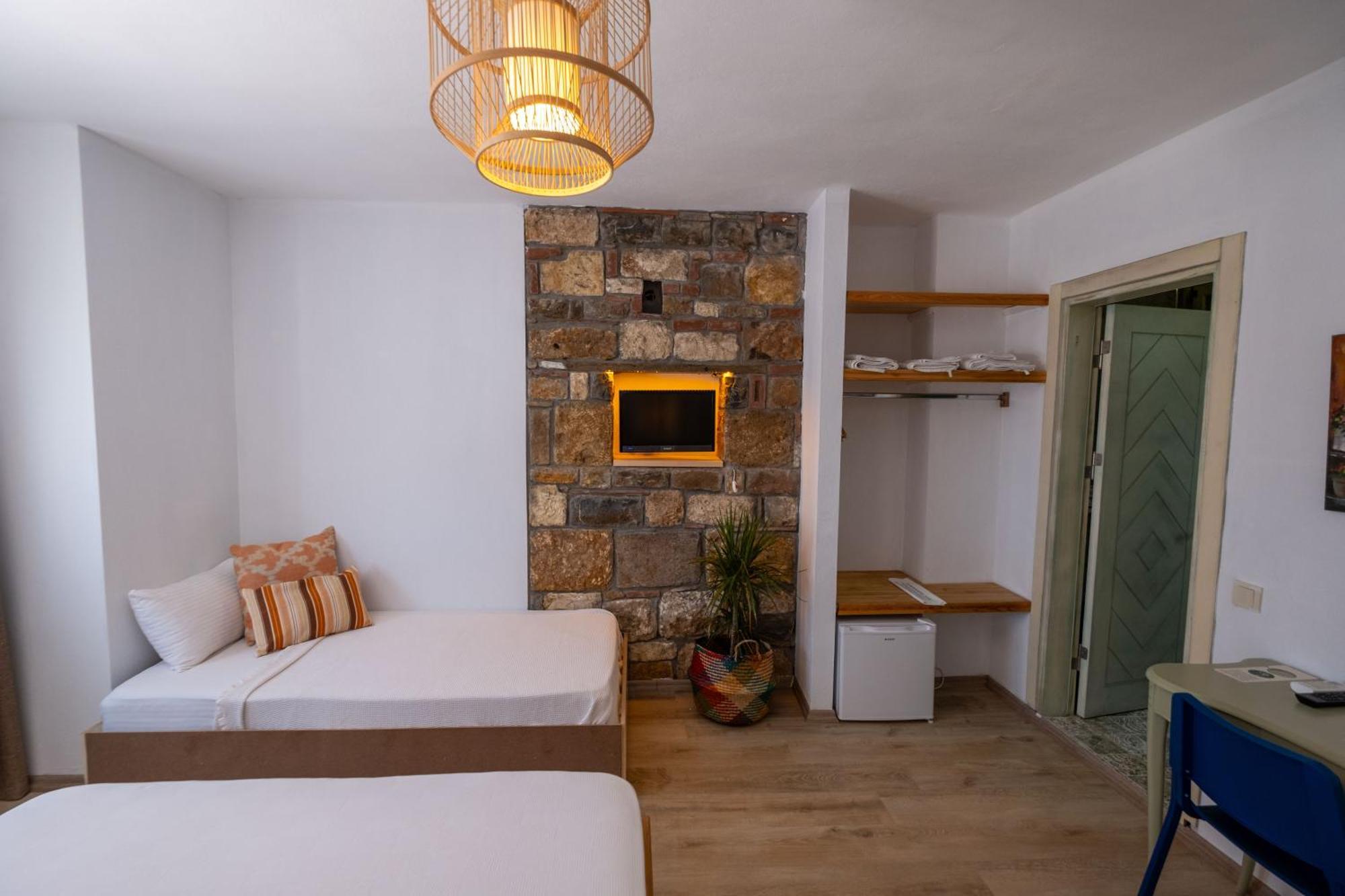 בוזקאדה Posthane Hotel מראה חיצוני תמונה