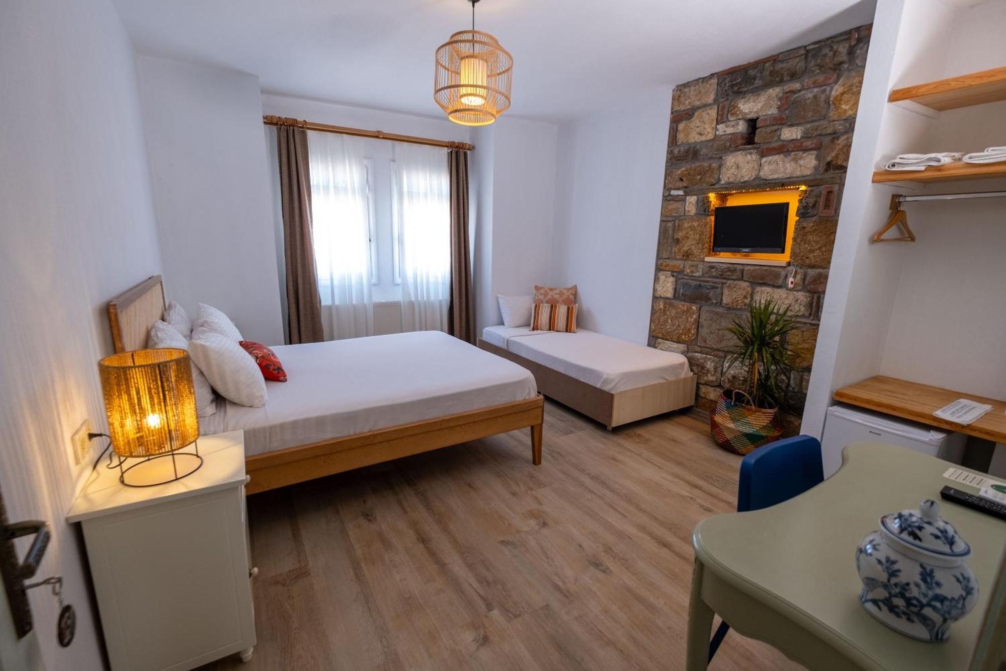 בוזקאדה Posthane Hotel מראה חיצוני תמונה