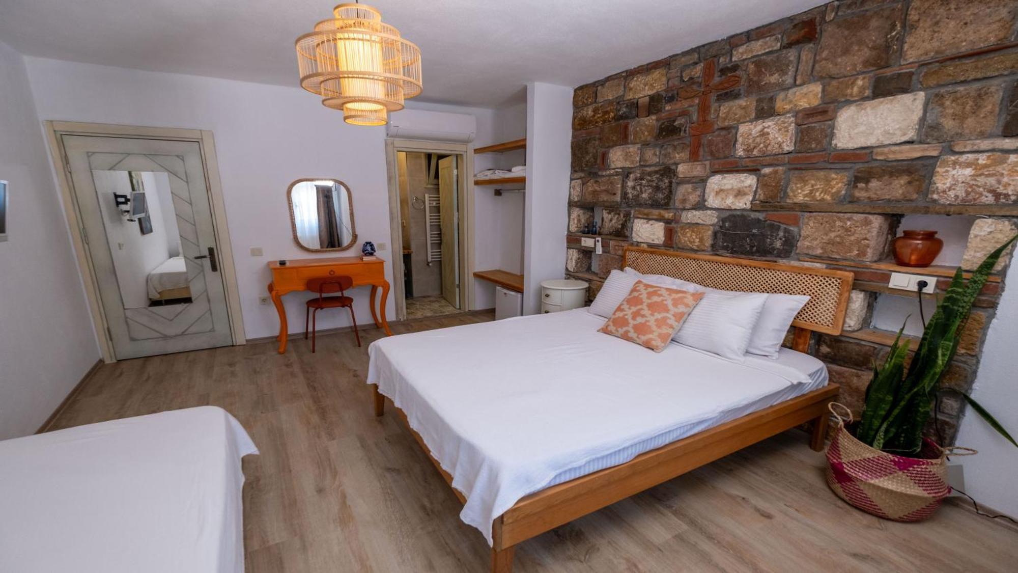 בוזקאדה Posthane Hotel מראה חיצוני תמונה